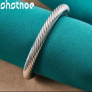 Absolutely Gorgeous Sterling Silver Cuff